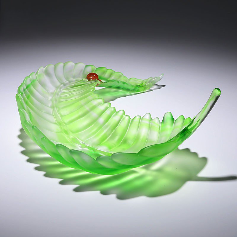 Creative Big Green Leaf Crystal Candy Bowl Luxury Glass Fruit Plate Beautiful Table Sweet Tray - Image 4